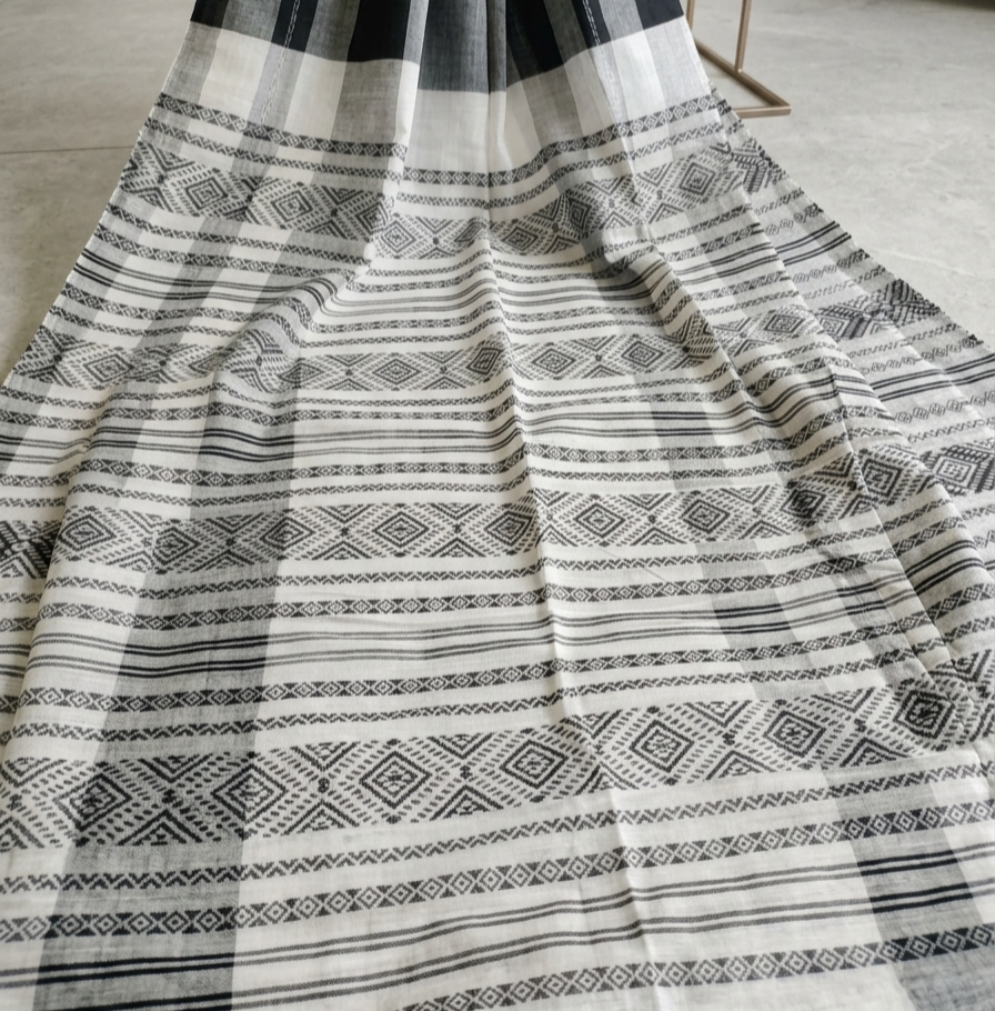 Authentic Dhonakhalli Cotton Sarees Black Online