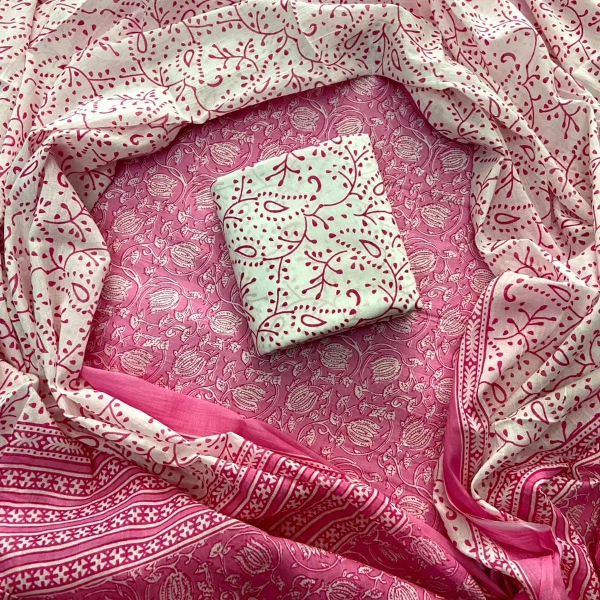 HANBLOCK PRINT COTTON SUIT PINK AND WHITE